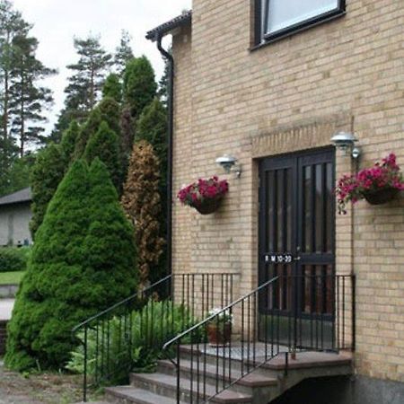 Lagadalens Vaerdshus Hotel Lagan Екстериор снимка